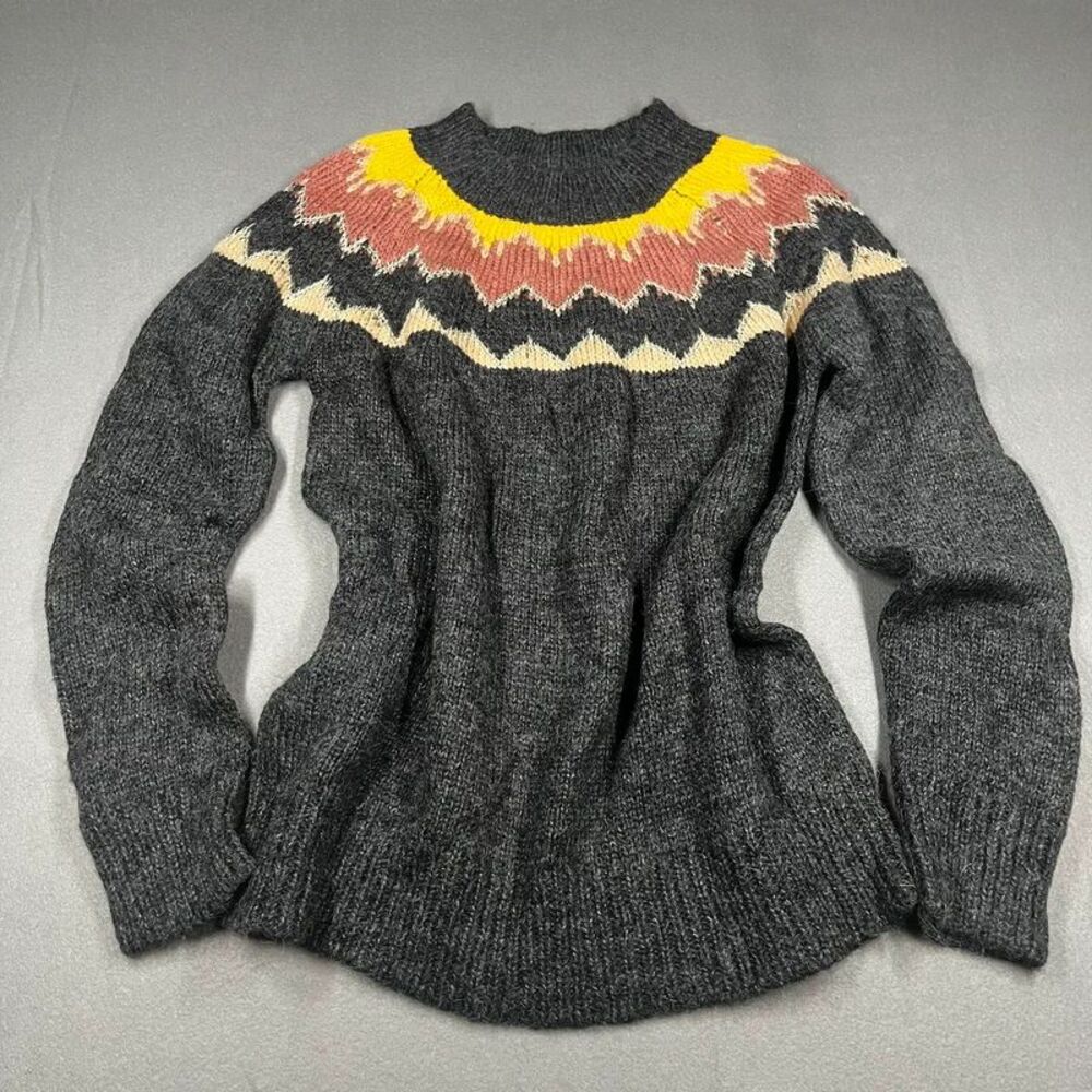 Promesa womans M / L gray sweater wool mohair soft light knit